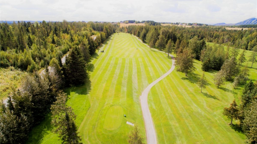 Photos et vidéos Club de golf LacEtchemin en ChaudièreAppalaches